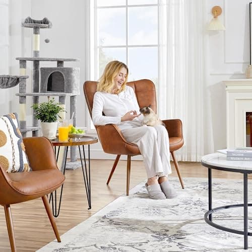 Broad back, deep seat, super cozy